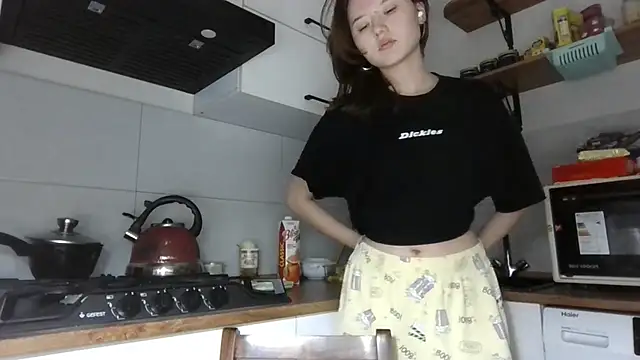 DeenaCaho's cam snapshot