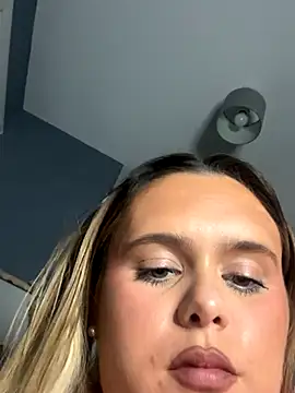 Blonde_Bunny's cam snapshot