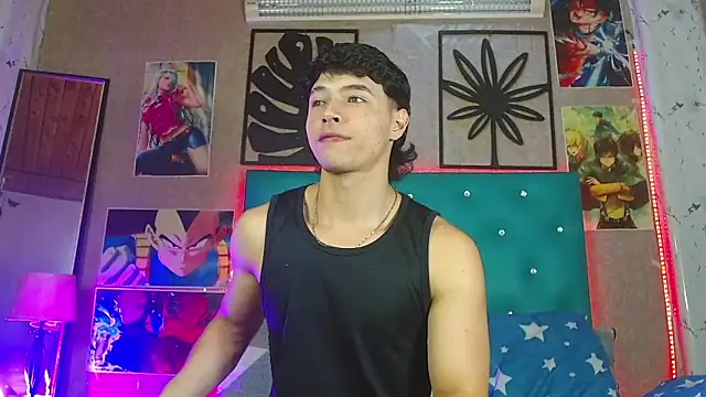 LiamAndrewzz live sex cam