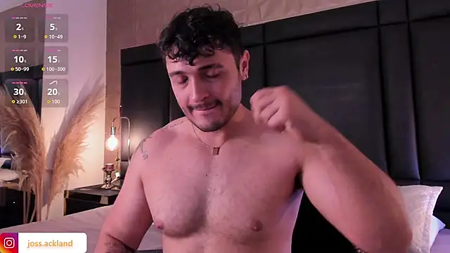 JossAckland live sex cam