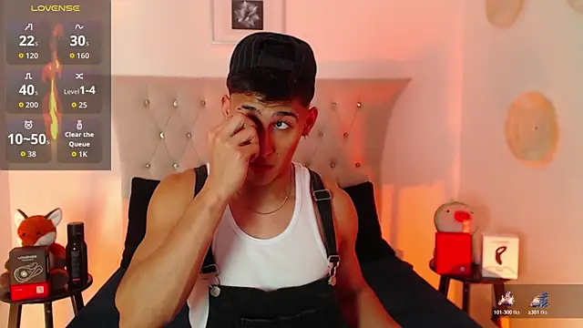 SalvadorFit live sex cam