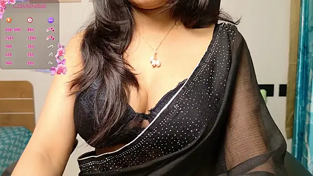 Aashvika live sex cam