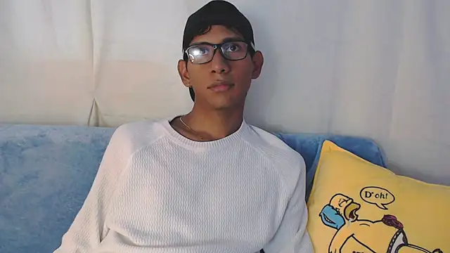 Nick_Collins18 live sex cam