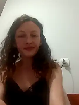 AlisKiv's cam snapshot