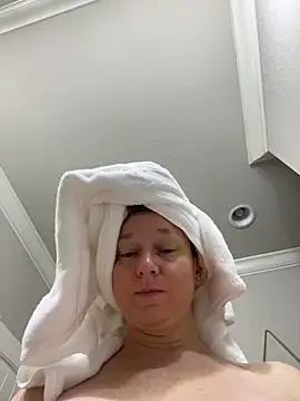 Vivian_MayXxX live sex cam