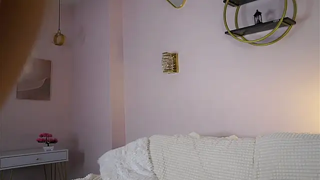 SunnivaCovil live sex cam