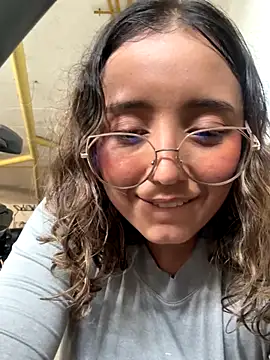 Kay_LustyWife's cam snapshot