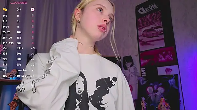 ElvenQueen's cam snapshot