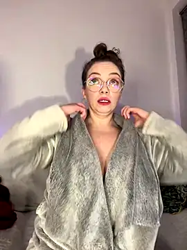 FemDom_RubyKnightXXO's cam snapshot