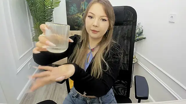 MariaRobinsone live sex cam