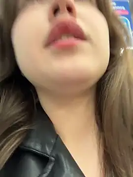 Peachy_Dream live sex cam