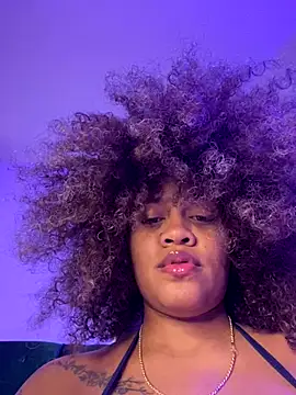 riri_brunnete live sex cam