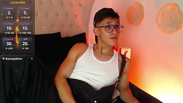 SalvadorFit live sex cam