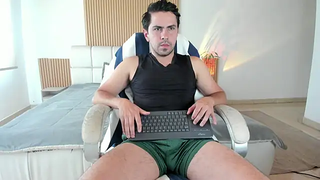 SuxxDiego's cam snapshot