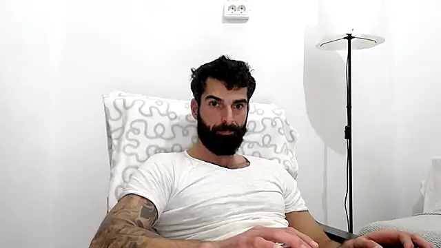 Verycutex's cam snapshot