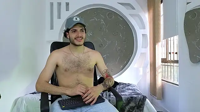 Rafael_Mendezz live sex cam