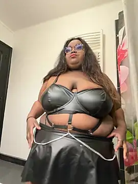 rosecoquine88 live sex cam