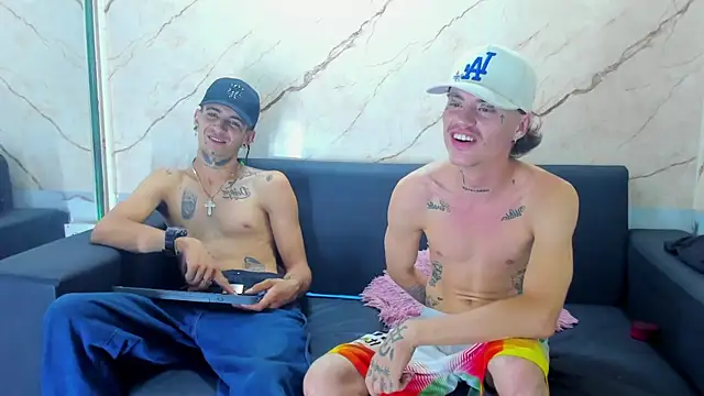 Kevinperlas live sex cam