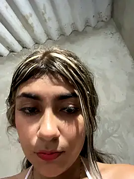 Sweed-virgin-pussy live sex cam