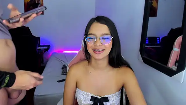 jessi_and_boy live sex cam