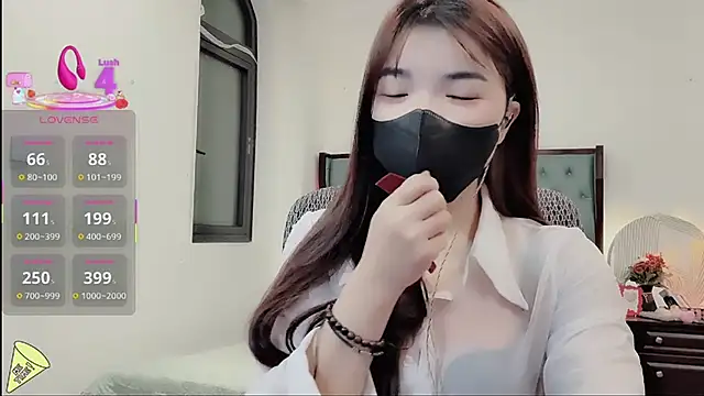 Caryln-Bun live sex cam