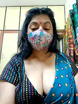 Ratna-777 live sex cam