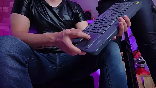 AngeloandEdward live sex cam