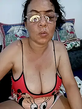 AnittaTettona live sex cam