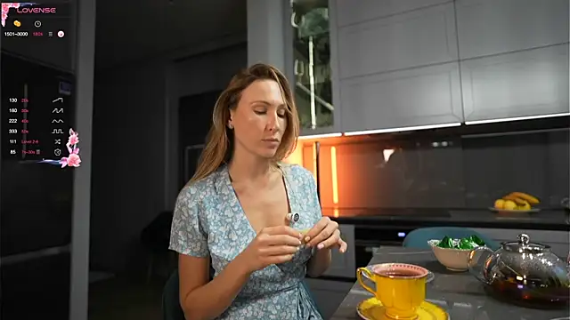 Goodgirlgonabad live sex cam