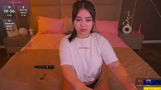 SusieWood live sex cam