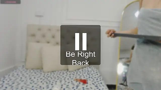 nicolvibes_212's cam snapshot