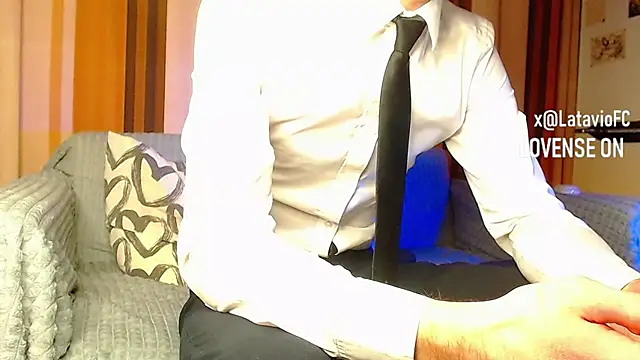 Midnighter_ live sex cam