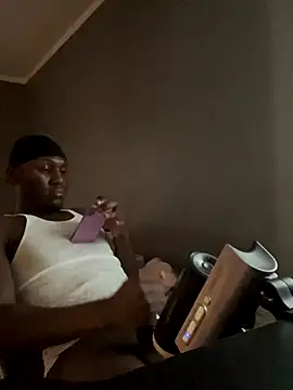 Festivitiesking1's cam snapshot