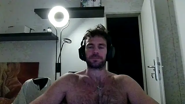alpha-hunk live sex cam