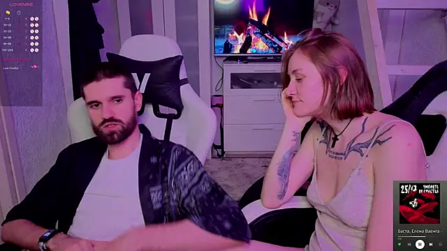 RetroMarie live sex cam