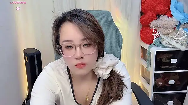 NEWONETO live sex cam