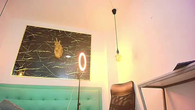 Bella_salvatore live sex cam