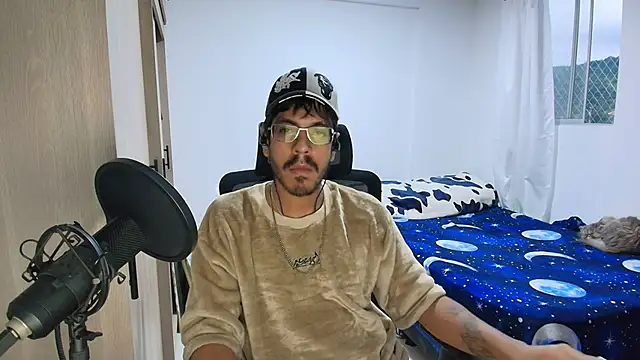 naitt_'s cam snapshot