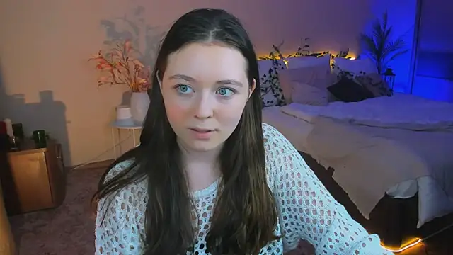 AlluringLookk live sex cam