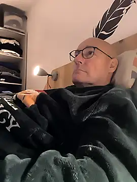 bogland33's cam snapshot