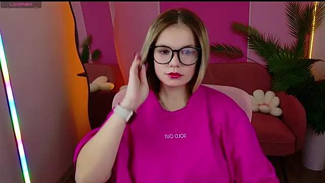 KellyHayden's cam snapshot