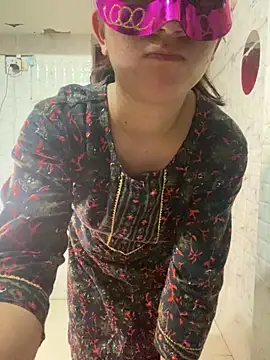 Red_Queen_11 live sex cam