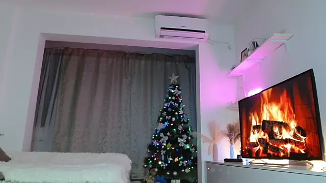 MiraDelynn's cam snapshot