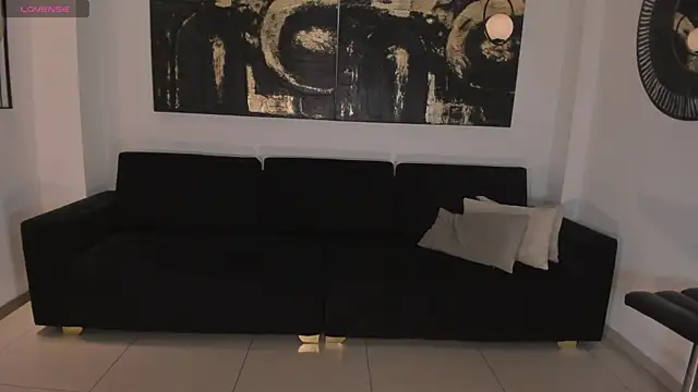 EmilyJohnsonX1's cam snapshot