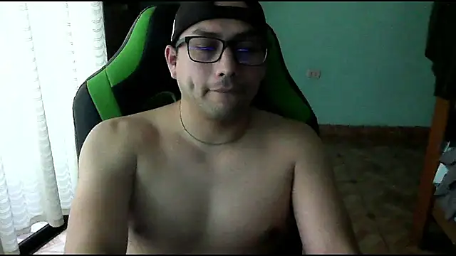 Allen_ibe's cam snapshot