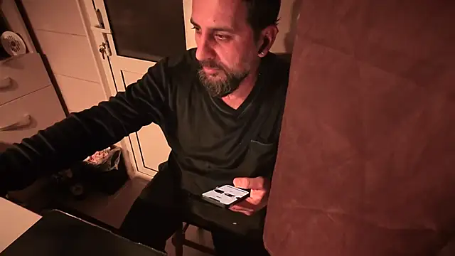 TARKAN1's cam snapshot