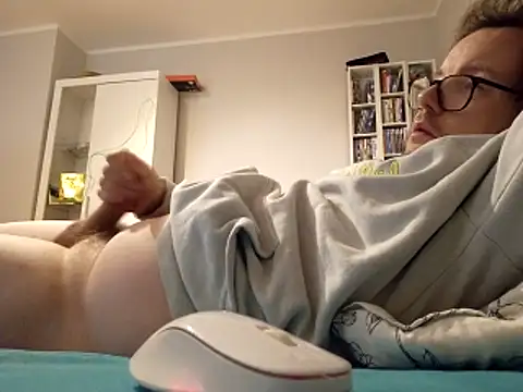 larsgessner30's cam snapshot