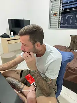 Lucasjandre's cam snapshot