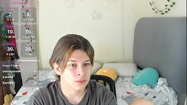 Felix_kitty's cam snapshot