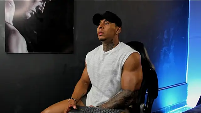 bradley_smith live sex cam